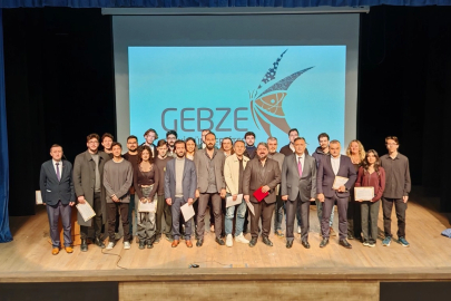 131 kişilik GTÜ ailesi Çanakkale ruhunu sanatla yaşattı