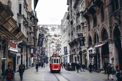 İstanbul caddelerindeki ziyaretçi trafiği turistle ayrılıyor... Alışveriş Caddeleri Raporu yayımlandı