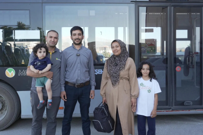 Malatya'da içi ziynet eşyaları dolu unutulan çanta sahibine teslim edildi