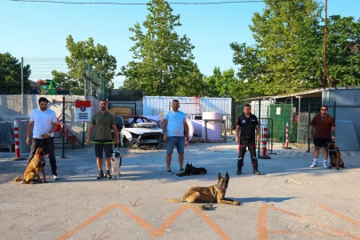 İstanbul Maltepe'de patili kahramanlar afetlere hazırlanıyor
