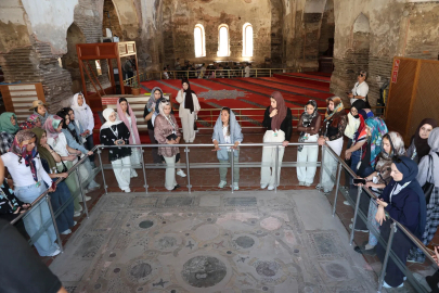 Konyalı gençler Bursa'yı keşfediyor