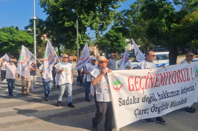 Emeklilerden Keşan'da 'geçinemiyoruz' yürüyüşü