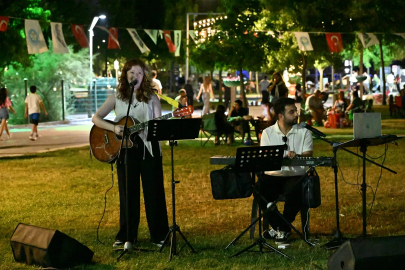 Manisalılar akustik yaz akşamlarında buluşuyor