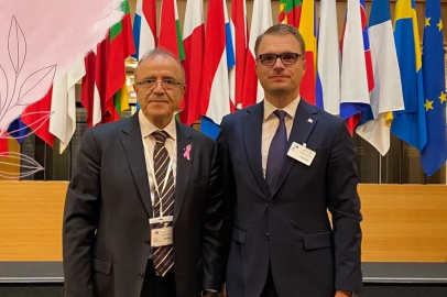 Prof. Dr. Vahit Özmen’e Avrupa Parlamentosu’nda uluslararası ödül