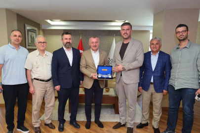 Kocaeli'de Başkan Büyükakın STK temsilcilerini ağırladı