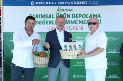 Kandıralı çiftçinin deposu Kocaeli Büyükşehir’den