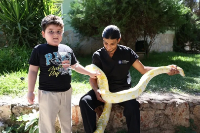 Antalya Doğal Yaşam Parkı'nda dünya yılan günü etkinliği