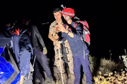 AFAD Şırnak'ta dağlık alanda mahsur kalan kişileri kurtardı