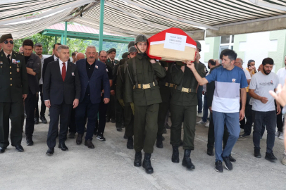 Kıbrıs Gazisi Yusuf Tayşi Artvin'de toprağa verildi