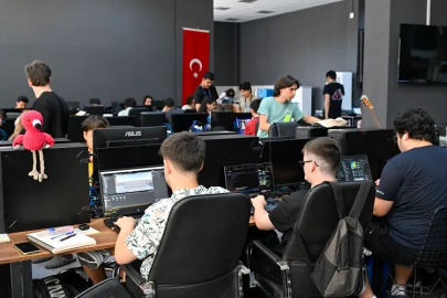 Adana'da Oyun Geliştiriciler'den 48 saatlik maraton