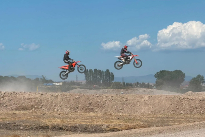 Türkiye Motokros Şampiyonası Balıkesir'i fethetti