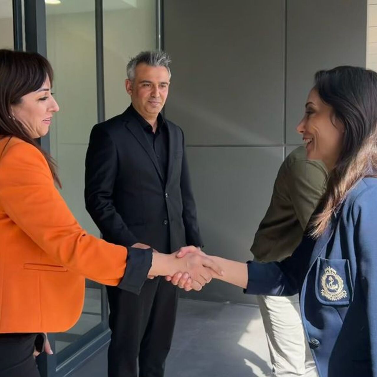 DEM Parti’den DİSK’e ziyaret