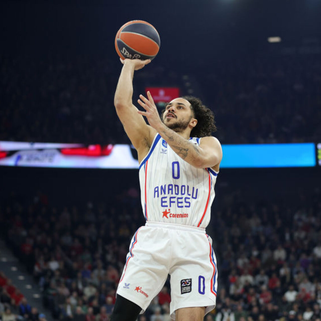 A. Efes’ten Partizan’a büyük fark!