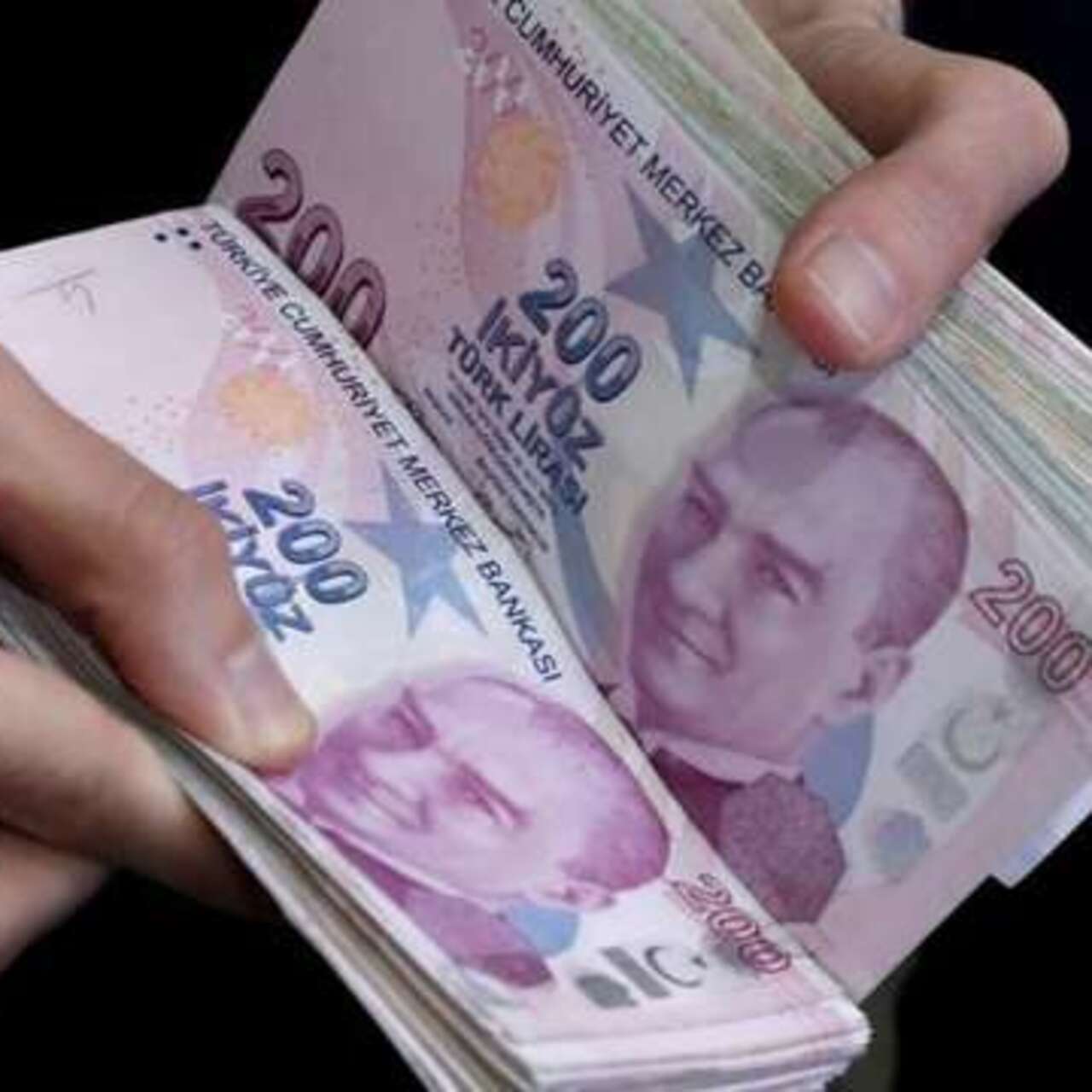 Emekli bayram ikramiyesi ödeniyor