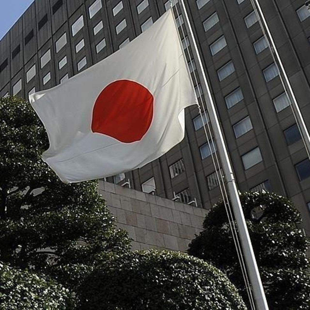 Japonya, politika faizini sabit tuttu