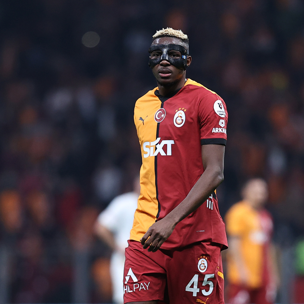 Osimhen için arayış sürüyor