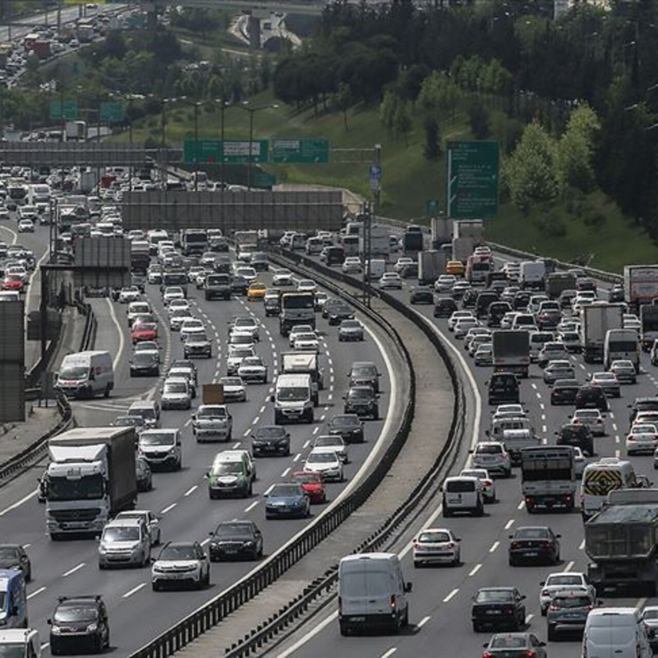 Bugün hangi yollar trafiğe kapalı?