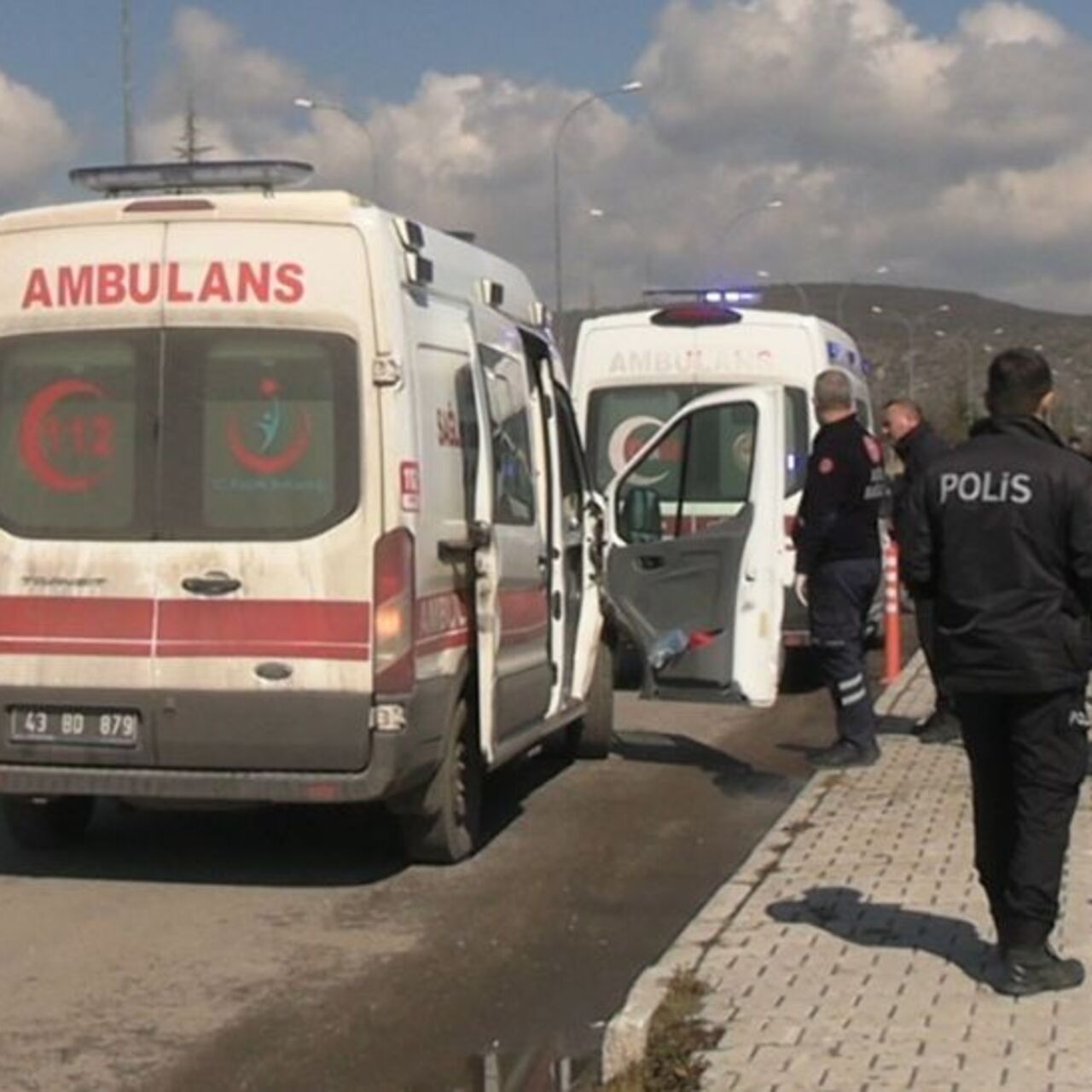 Bataklığa düşen kişi kurtarıldı