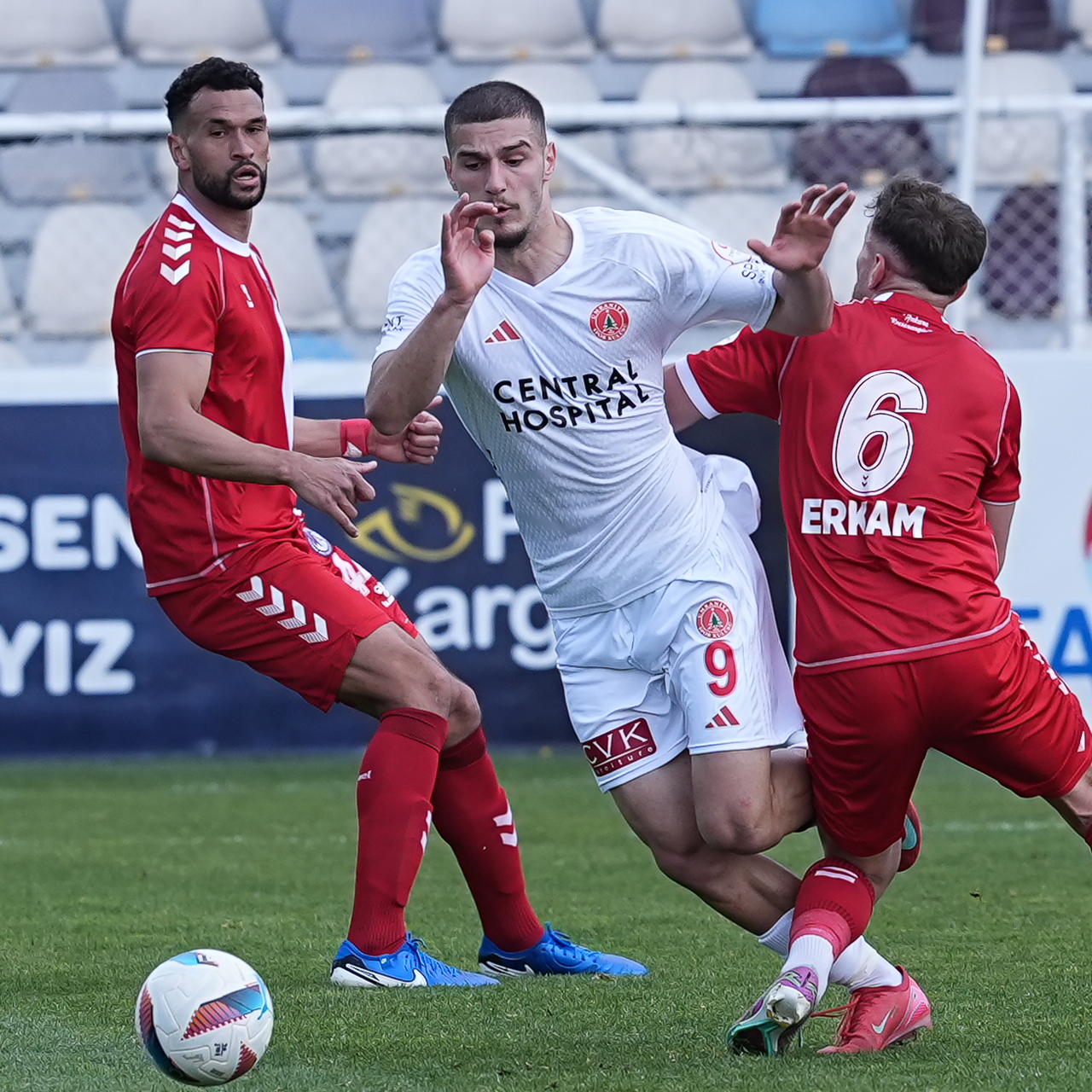 Ümraniyespor tek attı, 3 aldı!