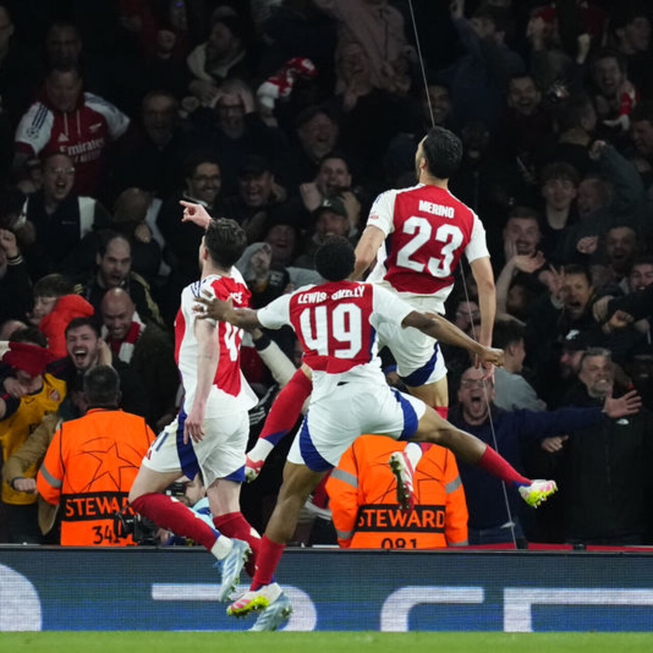 Arsenal’ın zaferi dünya basınında yankılandı!
