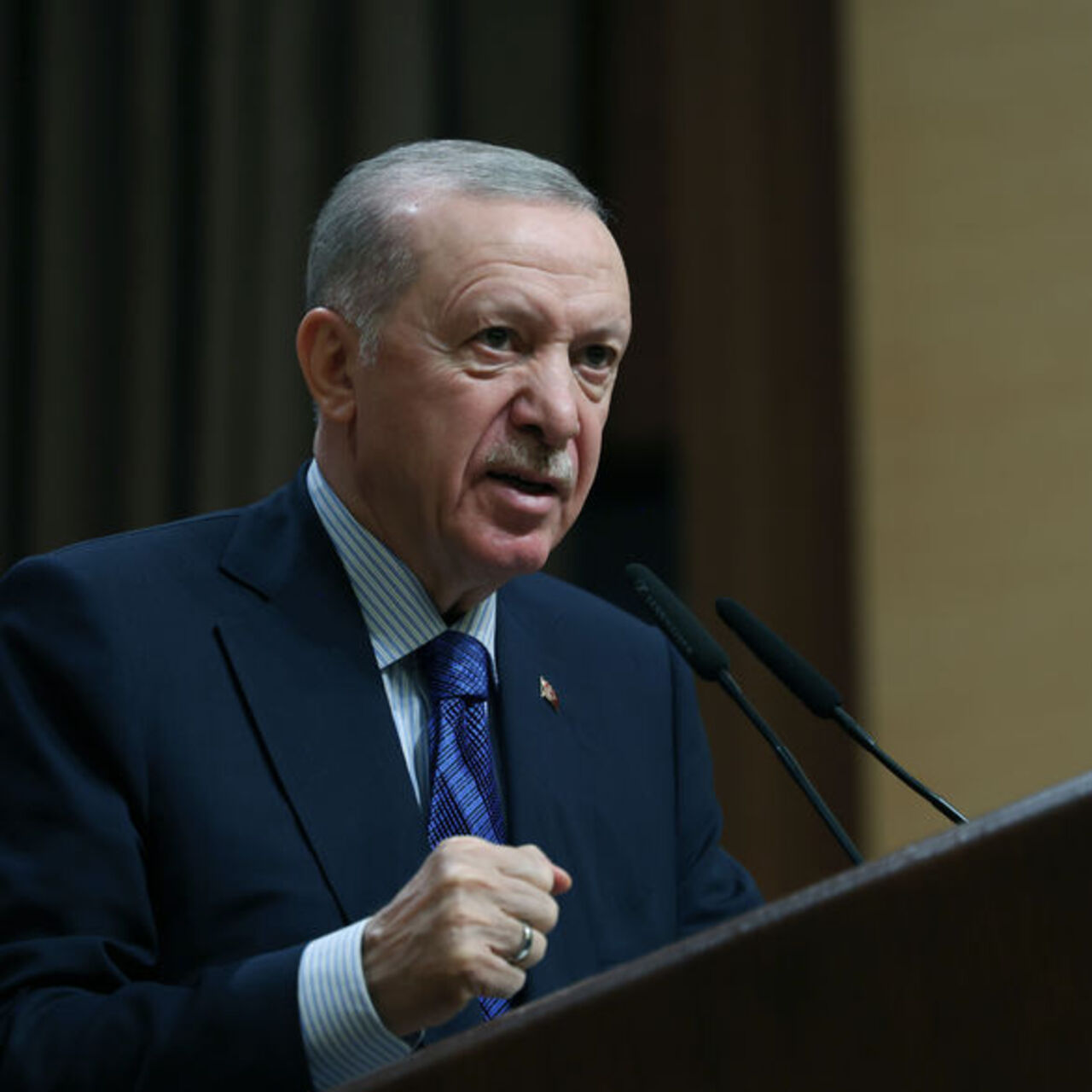 TRT’ye kutlama