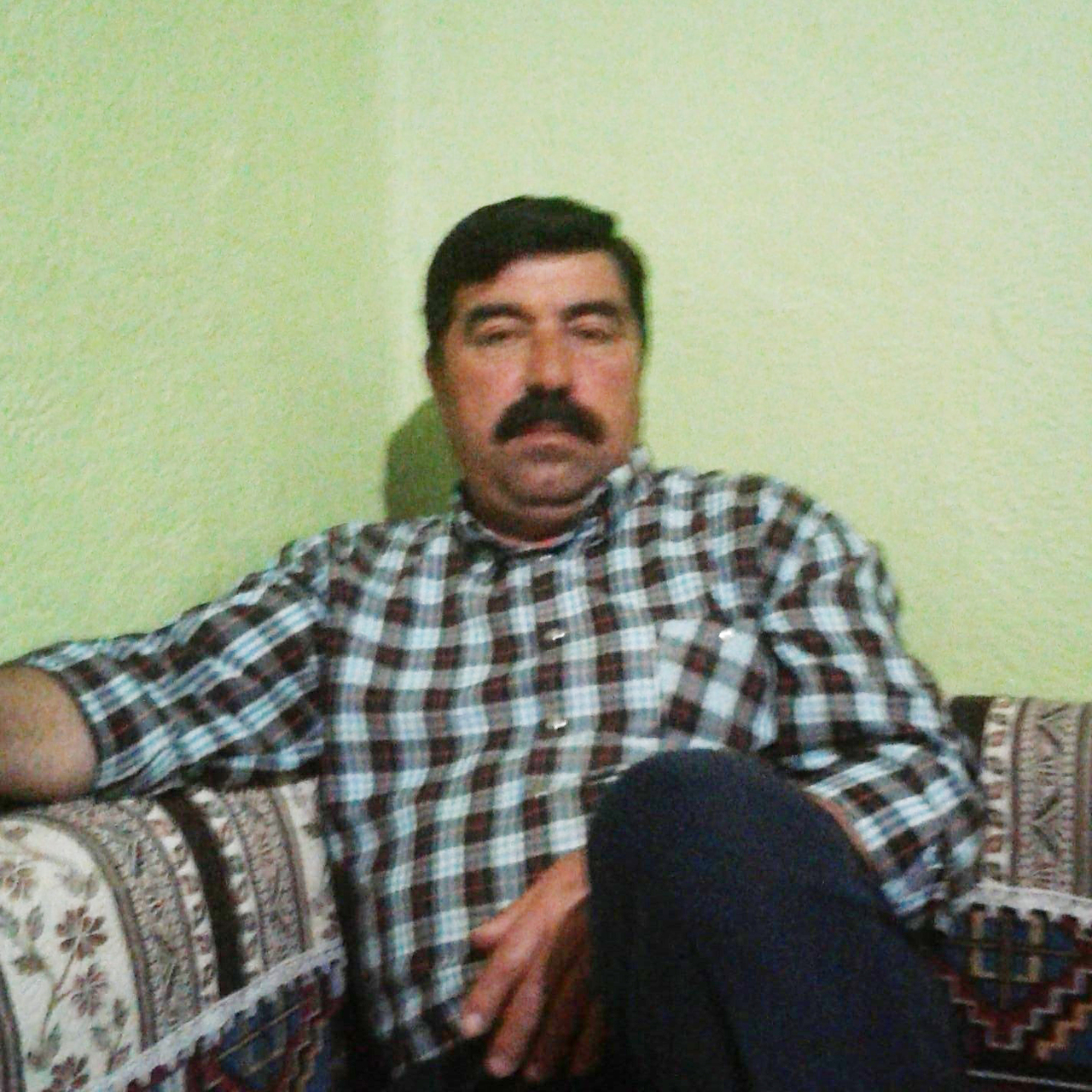 Süt sağmak isterken akıma kapıldı!