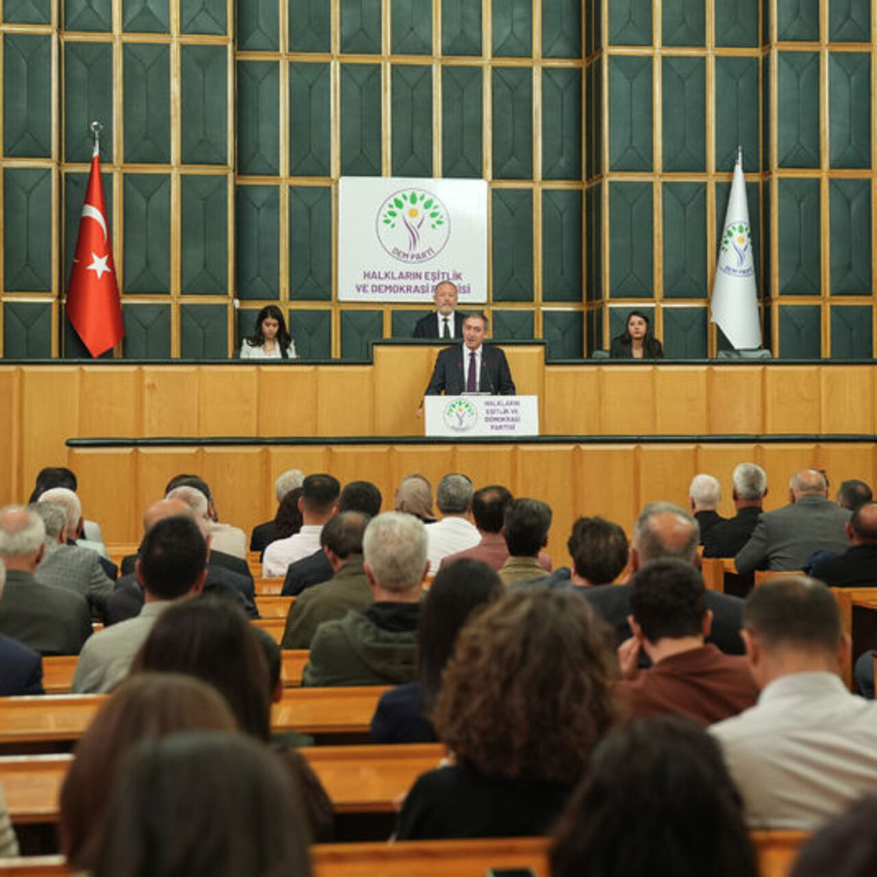 DEM Parti’den ‘İnfaz paketi’ mesajı