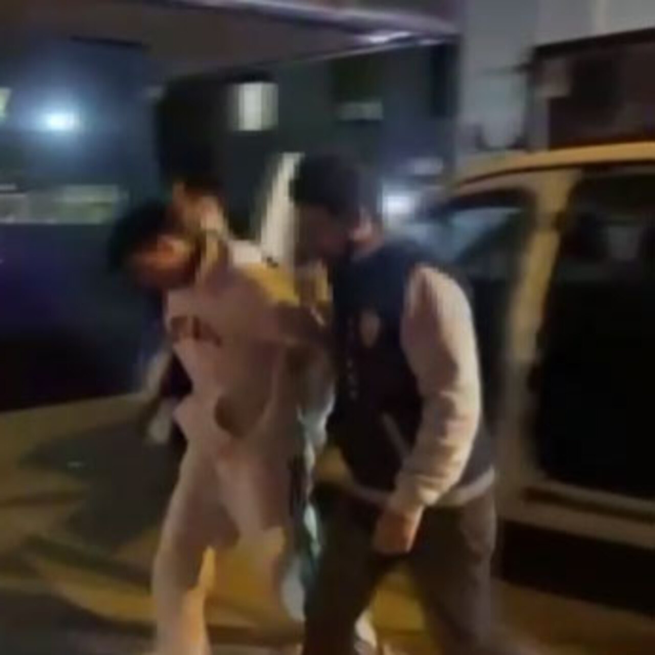 Kız çocuklarının görüntülerini paylaştı! Sınır dışı!
