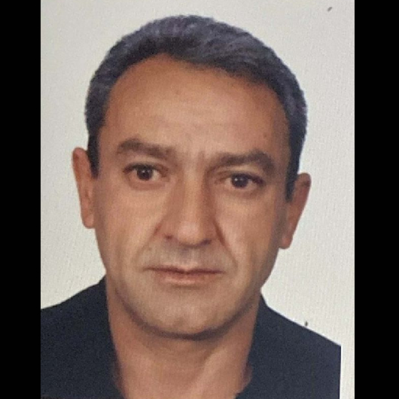 Define ararken göçük altında kaldı