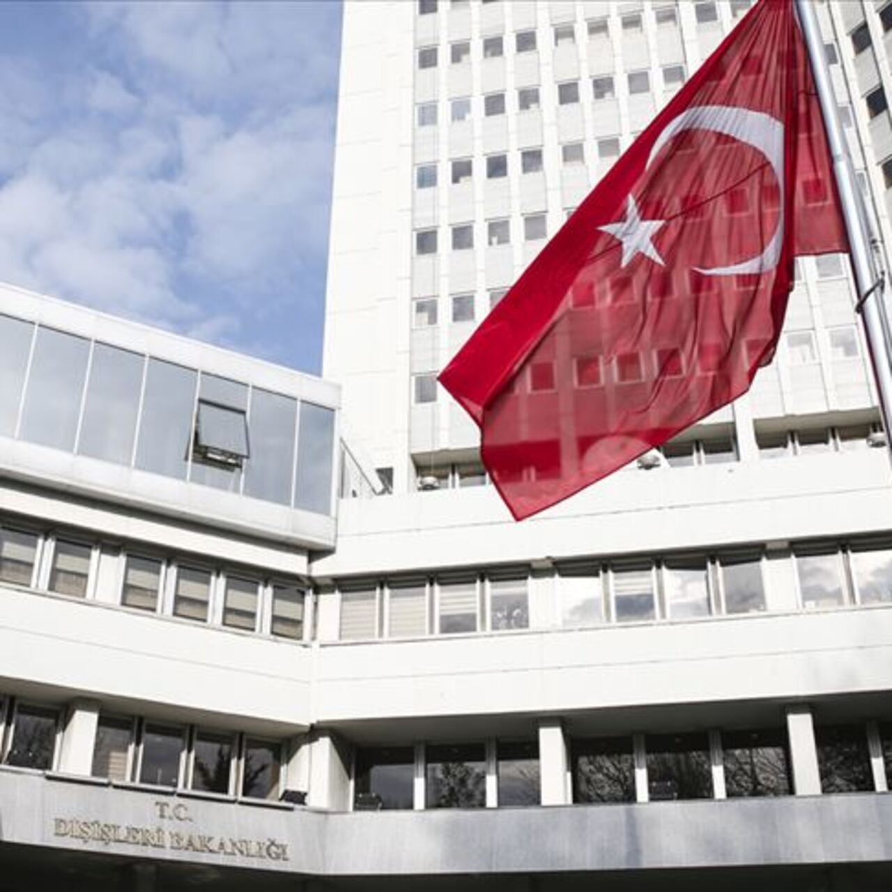 Dışişleri’nden Gazze’de saldırılarını genişleten İsrail’e tepki