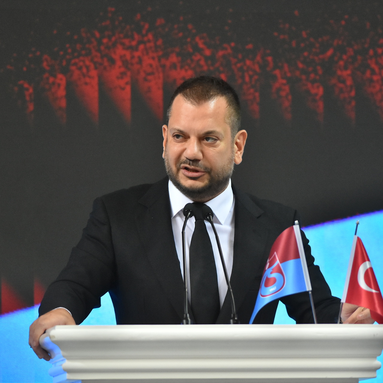 “Osimhen’e ‘Bize gel’ diyebilirdim!”