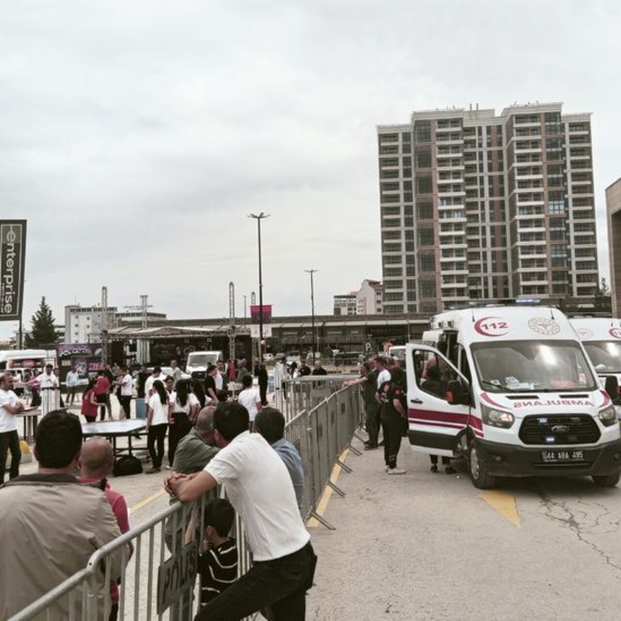 Festivalde Pitbull saldırdı!