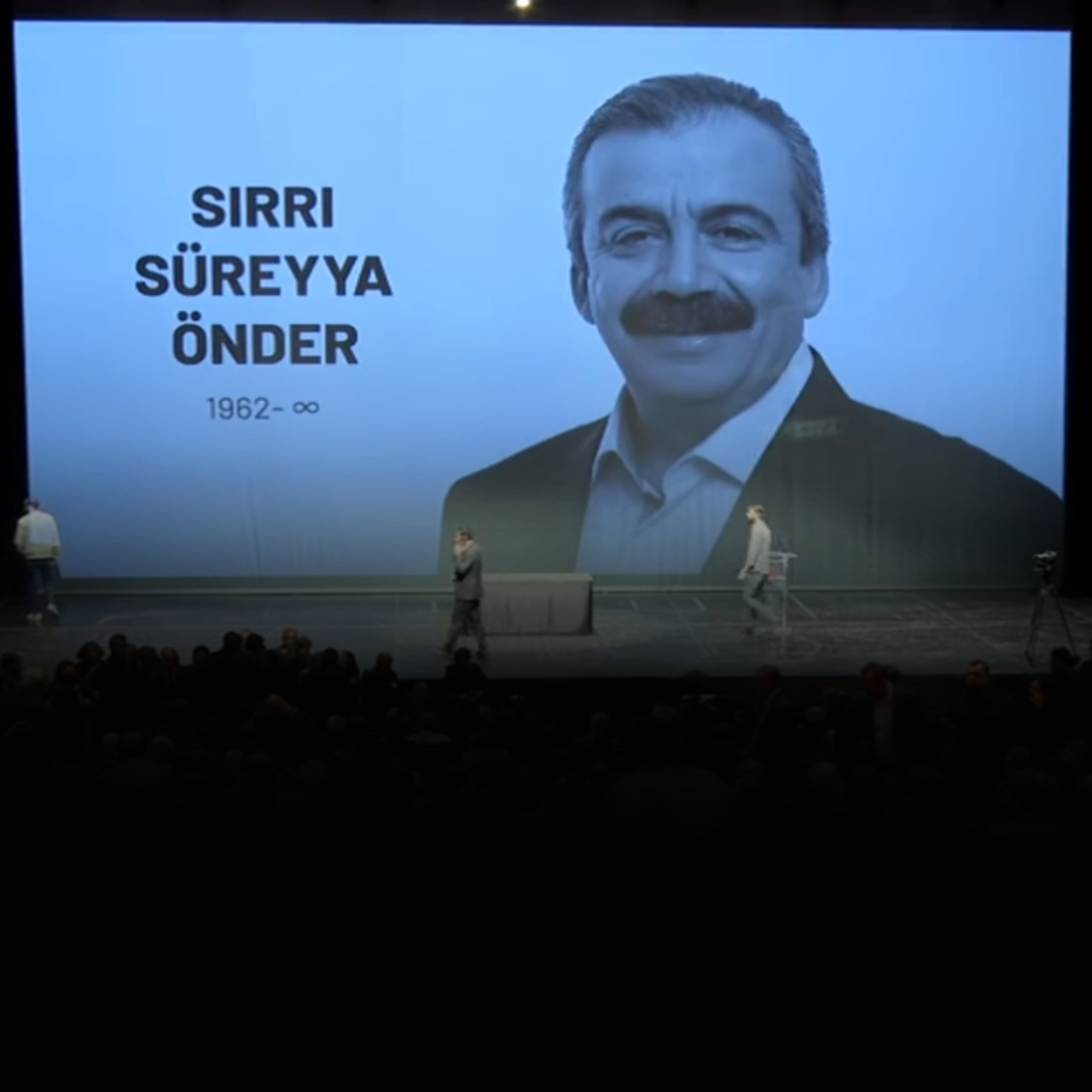 Sırrı Süreyya Önder’e veda…