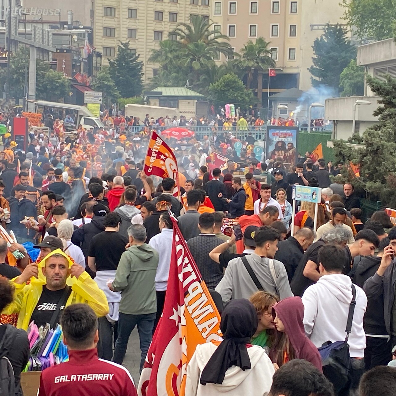 CANLI | Yenikapı’da Galatasaray’ın şampiyonluk şöleni başladı!