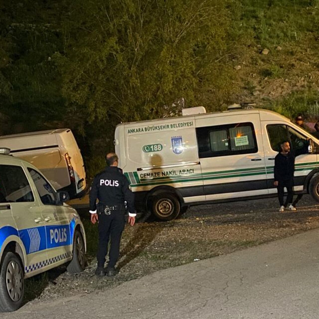 Dere yatağında bıçaklanmış halde ölü bulundu