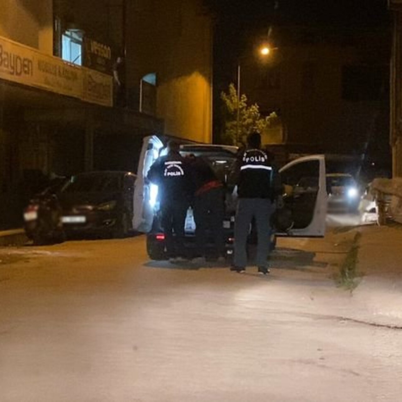 İnegöl’de alacak verecek kavgası: 2 yaralı