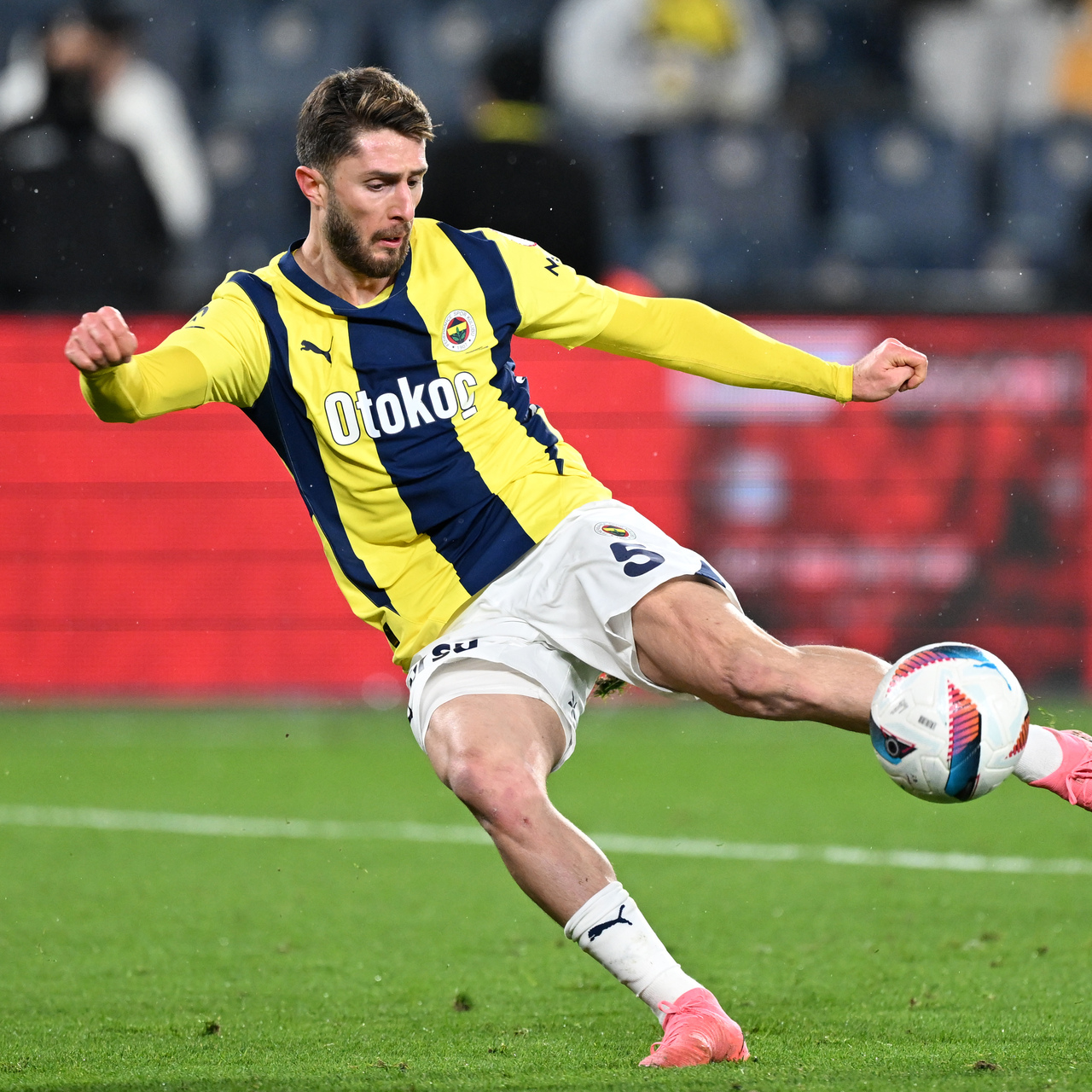 Fenerbahçe, İsmail Yüksek ile nikah tazeledi!