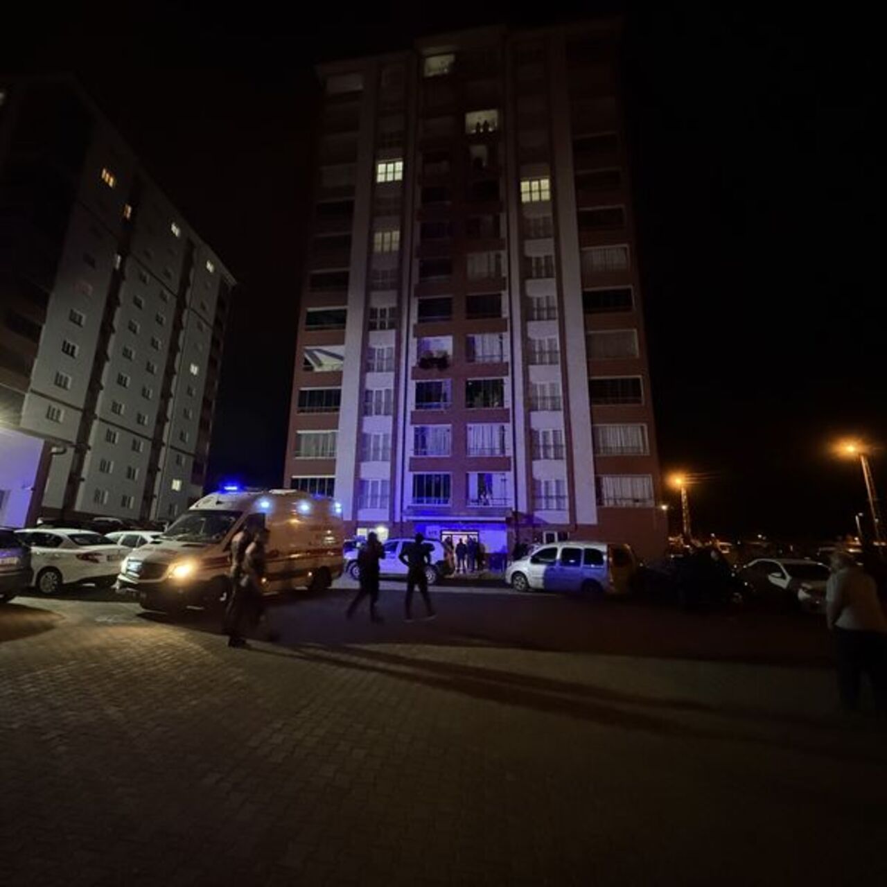 İki kardeşin cansız bedeni bulundu