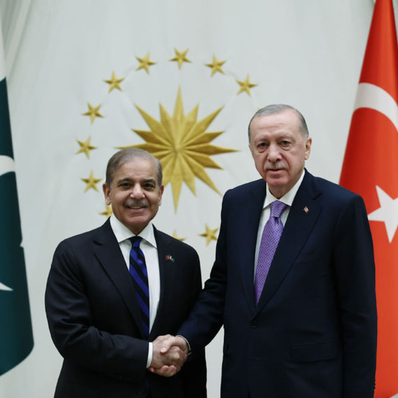 Pakistan Başbakanı Şahbaz Şerif İstanbul’da
