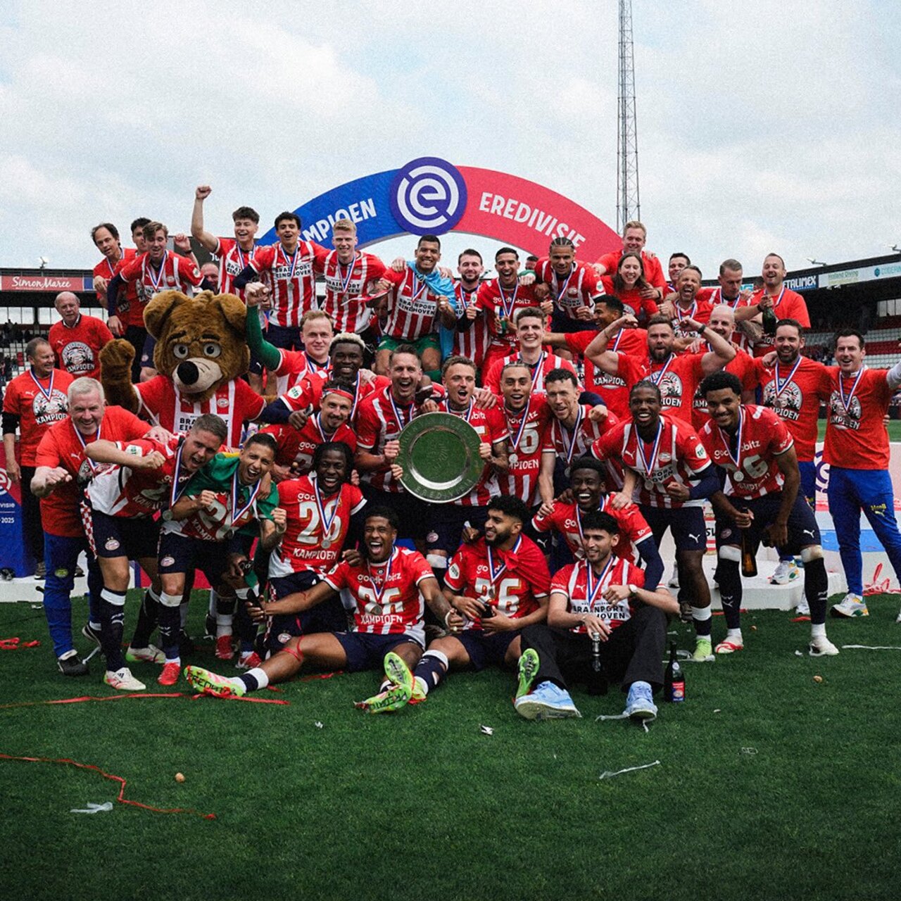 PSV’nin mucizevi şampiyonluğu nasıl geldi?