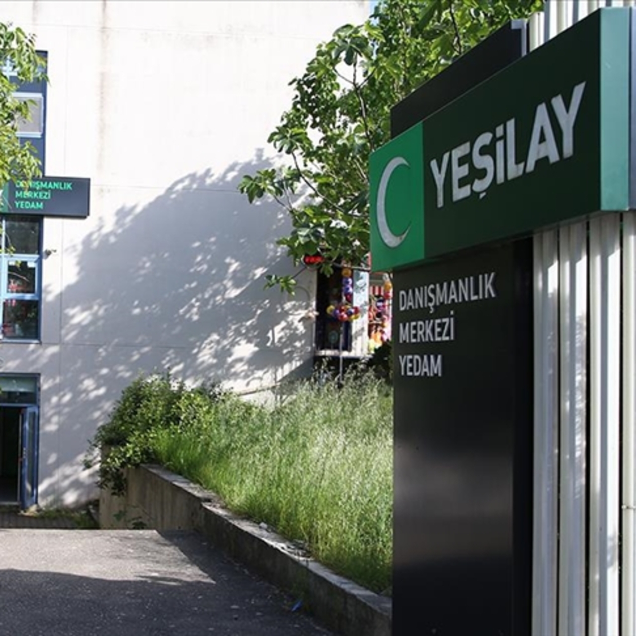 YEDAM, bağımlı bireylere destek oluyor