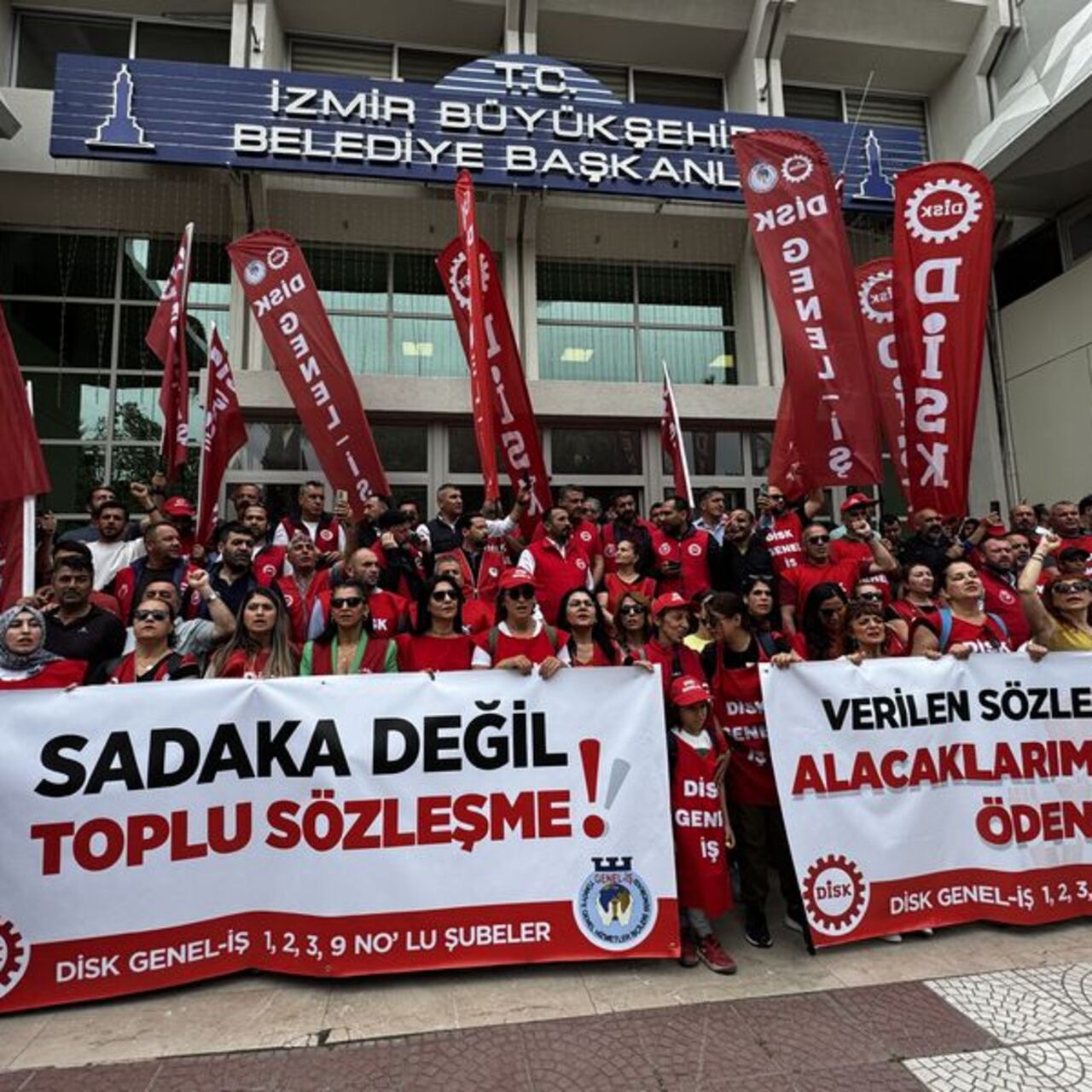 İzmir Büyükşehir’e grev kararı asıldı, Konak’ta grev başladı