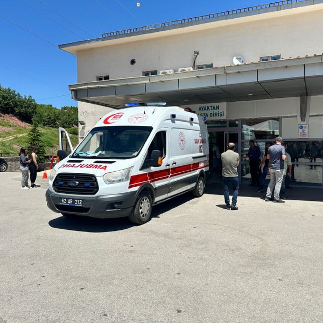 Amca-yeğen cinayet kurbanı!