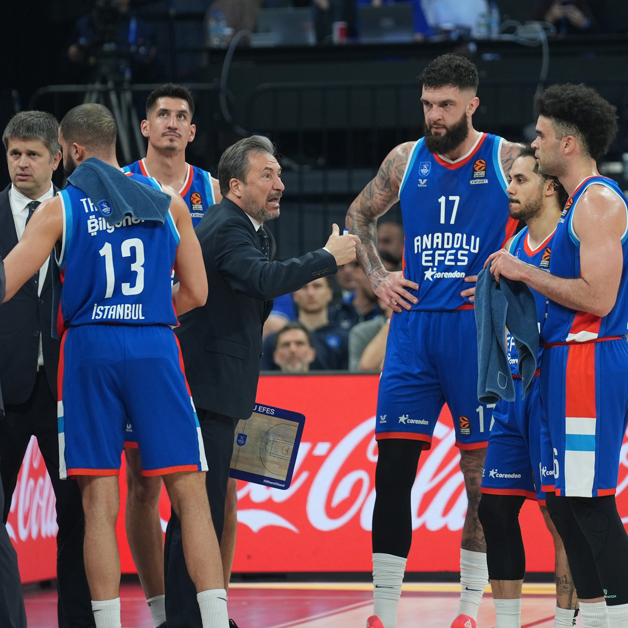Anadolu Efes, Final Four için sahaya çıkıyor!
