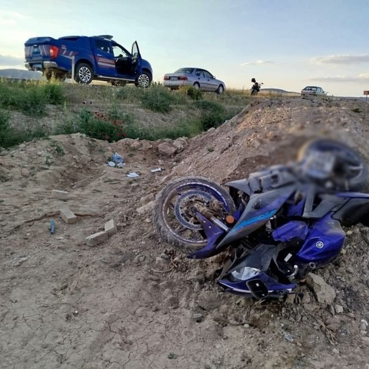 Denizli’de motosiklet takla attı: 2 ölü