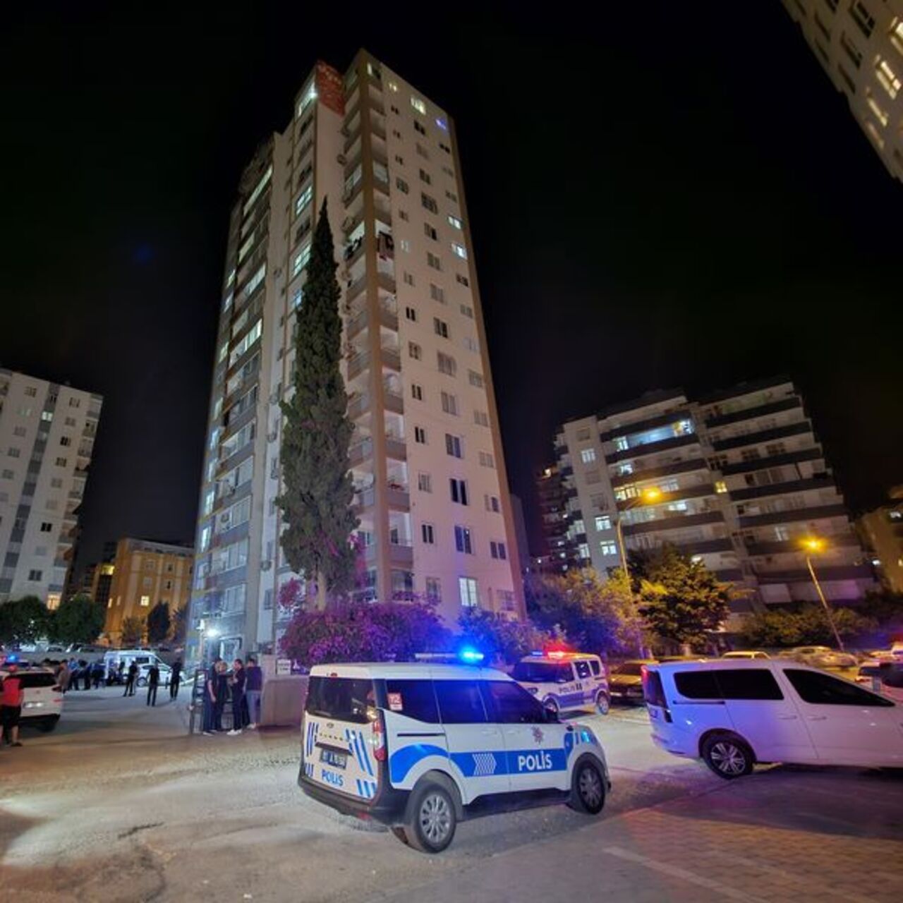 Adana’da kan donduran olay! Kız arkadaşını katledip intihar etti