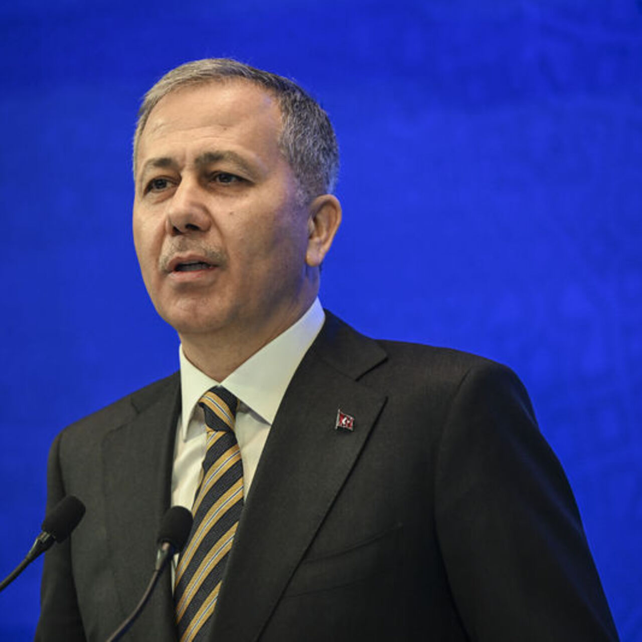 Yerlikaya açıkladı! Dolandırıcılara operasyon!