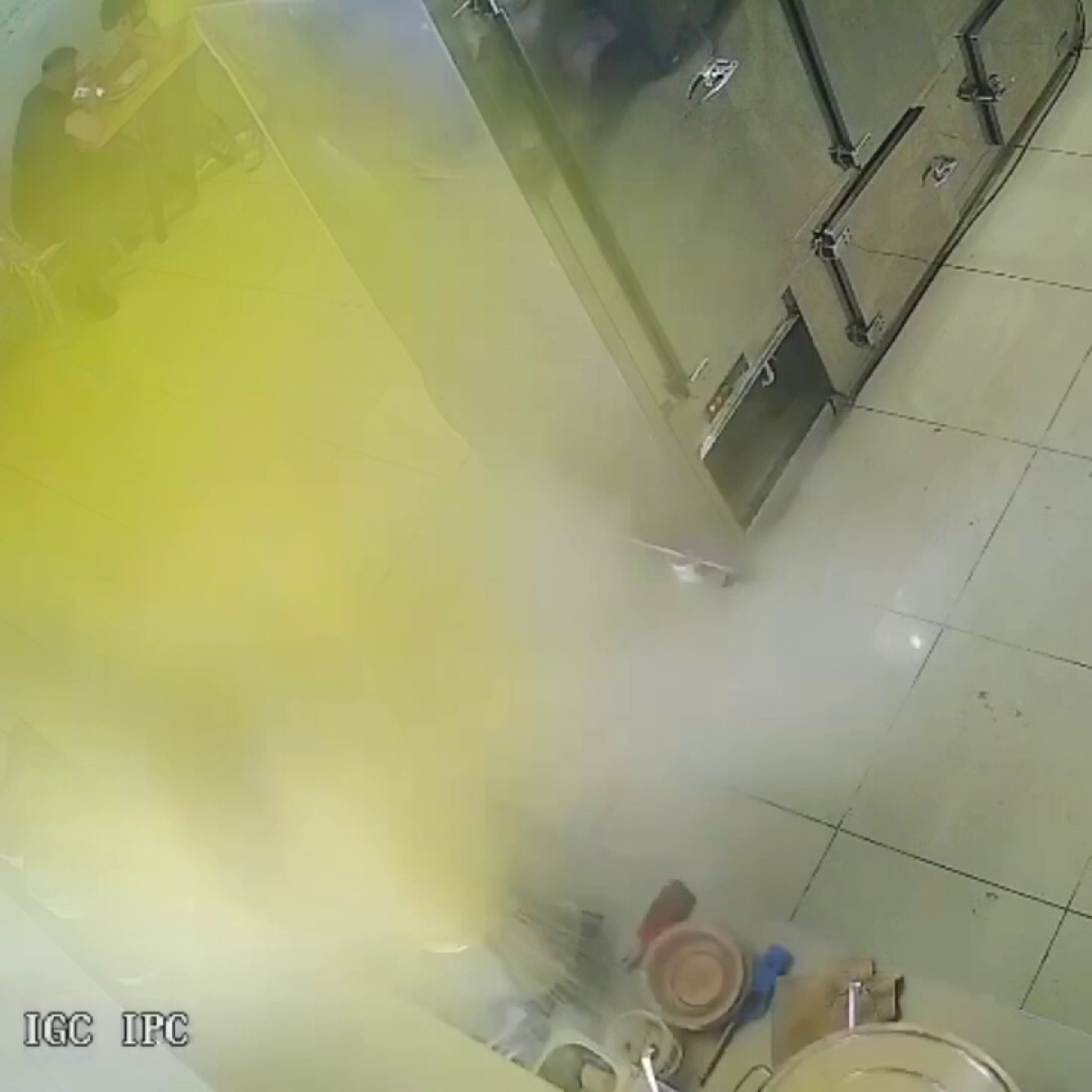 İş yerindeki düdüklü tencere patladı
