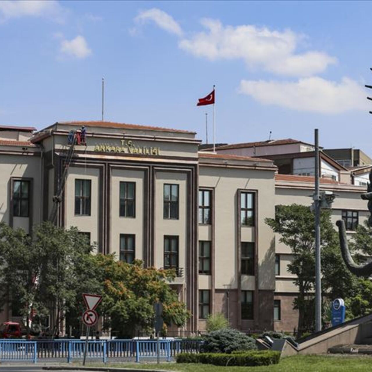 Ambulansa yol vermeyenlere ceza yağdı