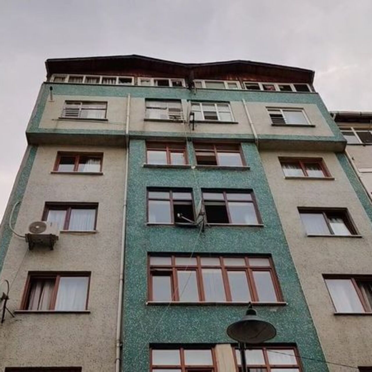 Anne ve babasını bıçaklayan şüpheli yakalandı